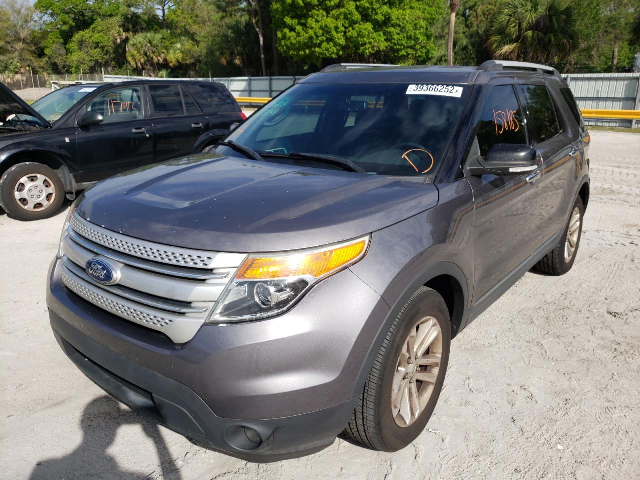 Photo 2 from auction – 2014 FORD EXPLORER X with VIN 1FM5K7D85EGA11563