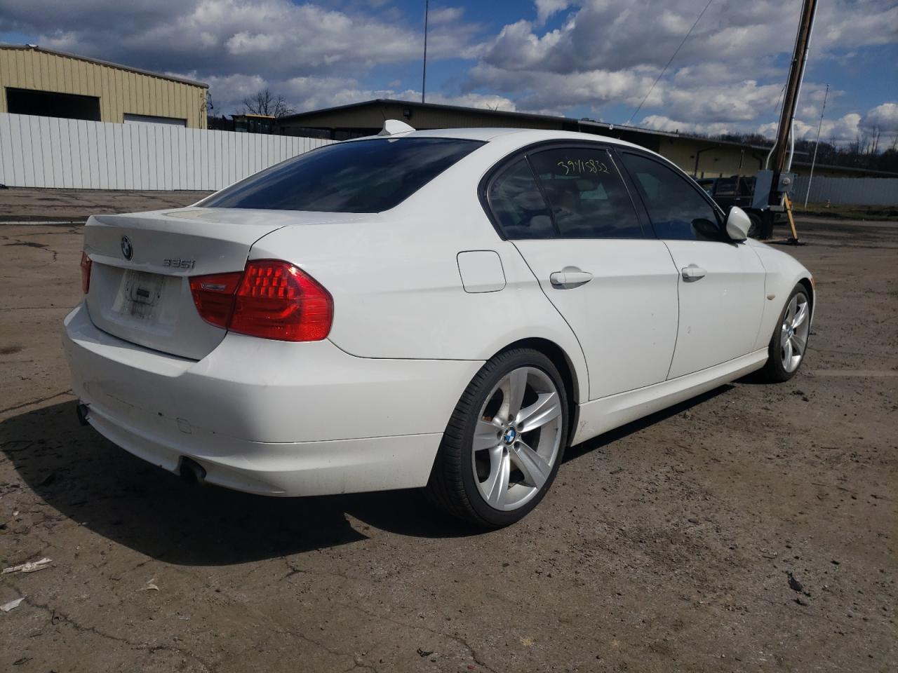 Foto 4 de la subasta – 2011 BMW 335 I con VIN WBAPM5C51BE577047