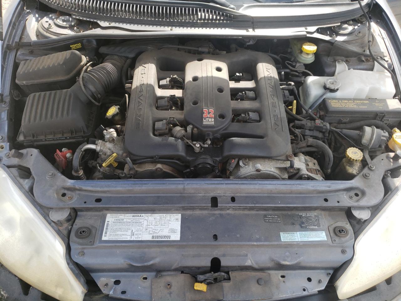 Photo 7 from auction – 2001 DODGE INTREPID E with VIN 2B3HD56J51H556520
