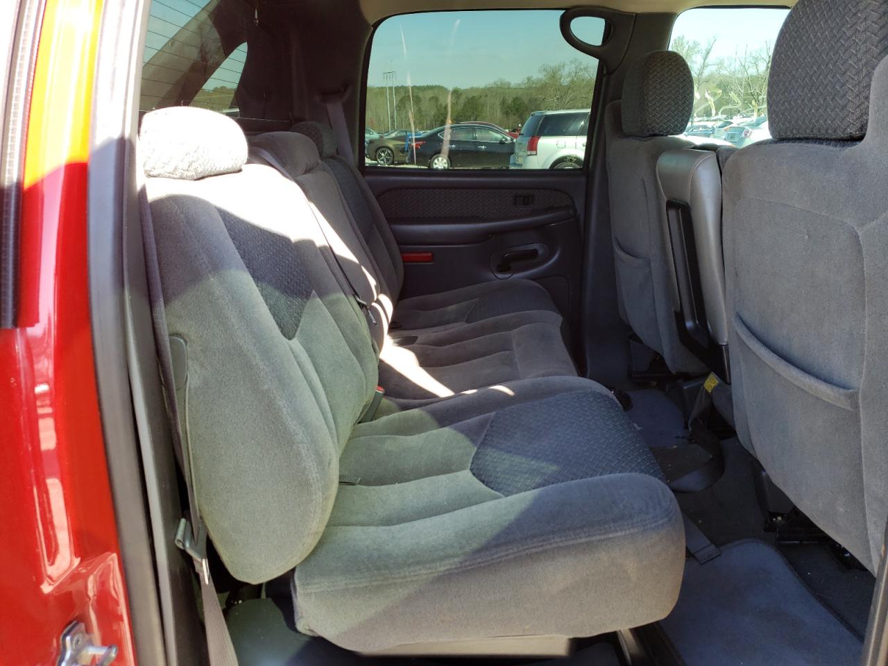 Photo 6 from auction – 2004 CHEVROLET AVALANCHE with VIN 3GNEC12T74G197865