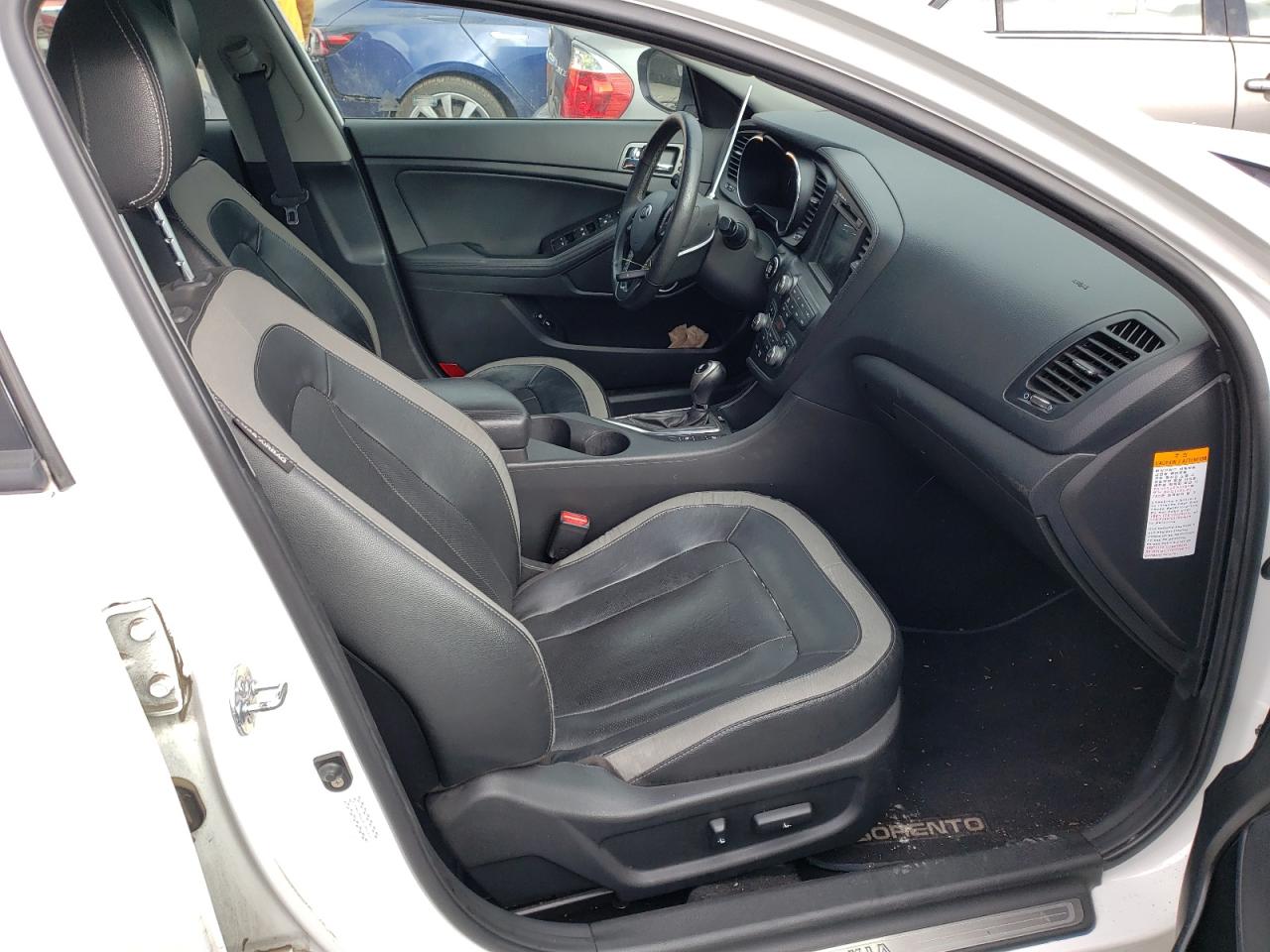 Photo 5 from auction – 2012 KIA OPTIMA HYB with VIN KNAGM4AD0C5022659