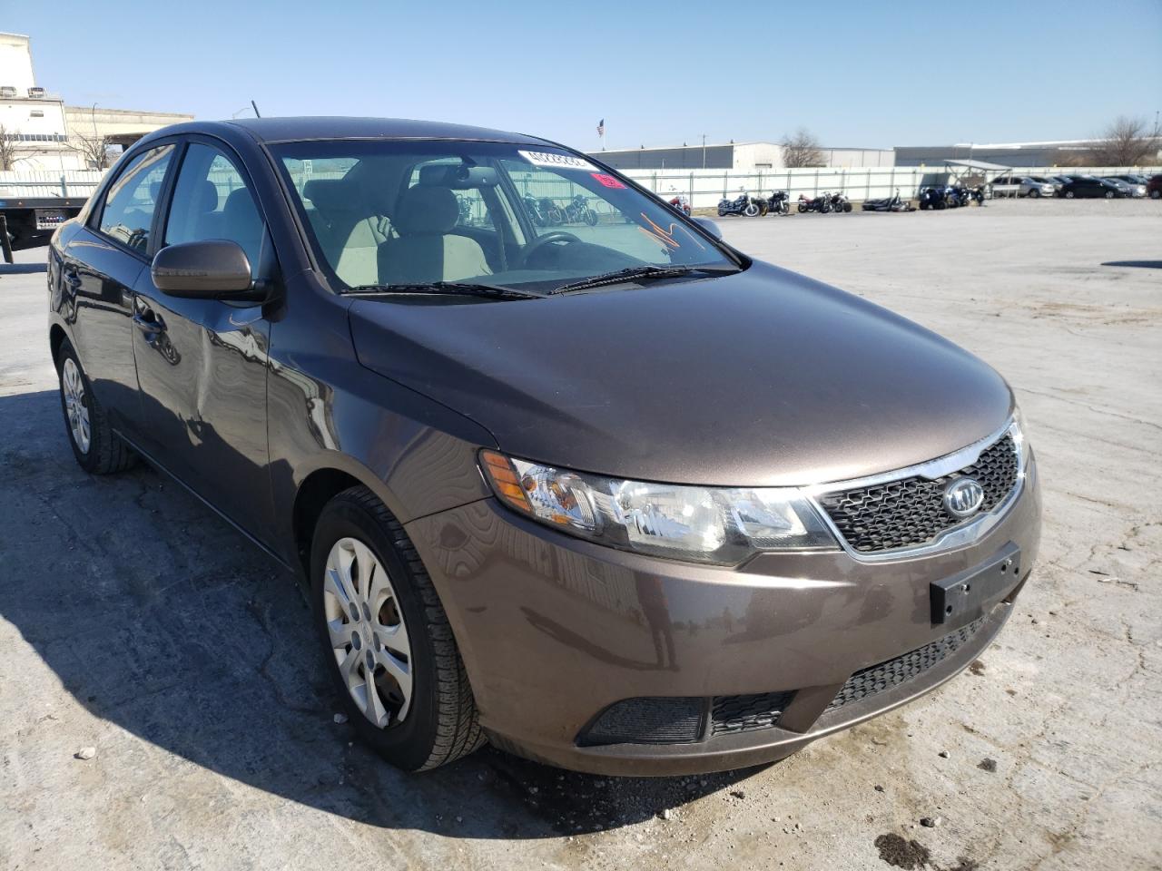 KIA FORTE EX 2013 with VIN KNAFU4A20D5704159 - Photo from auction