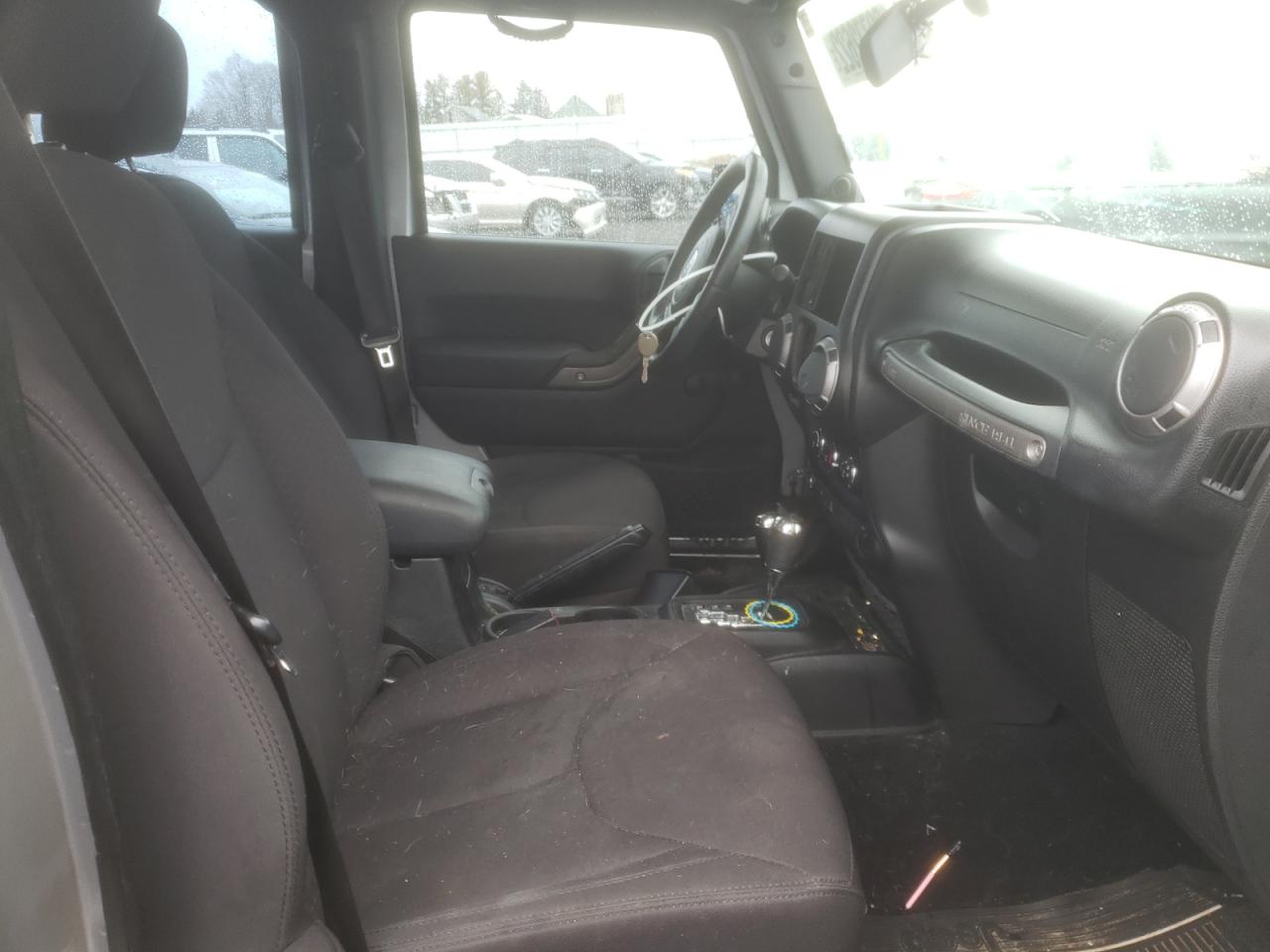 Photo 5 from auction – 2013 JEEP WRANGLER U with VIN 1C4BJWDG5DL632867