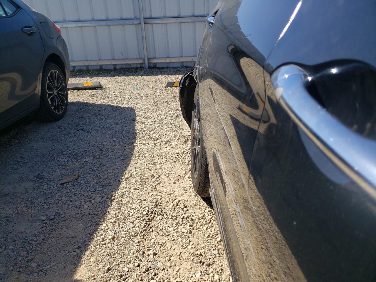 Photo 9 from auction – 2013 HYUNDAI SONATA SE with VIN 5NPEC4AC5DH695338