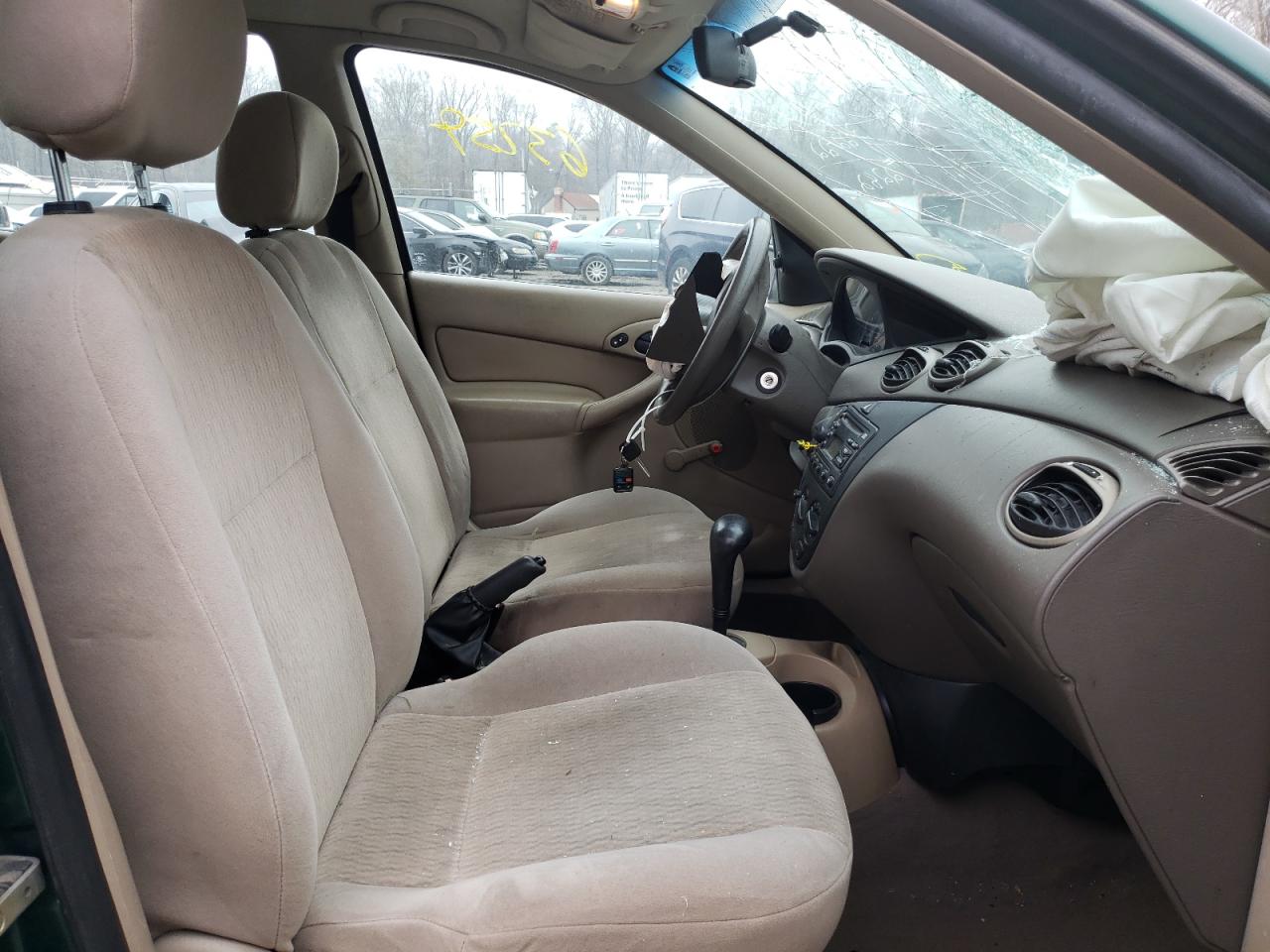 Photo 5 from auction – 2000 FORD FOCUS SE with VIN 1FAFP36P6YW142282