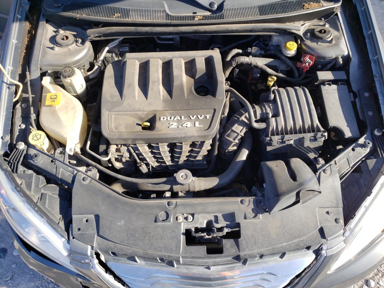 Photo 7 from auction – 2012 CHRYSLER 200 LX with VIN 1C3CCBAB7CN217282