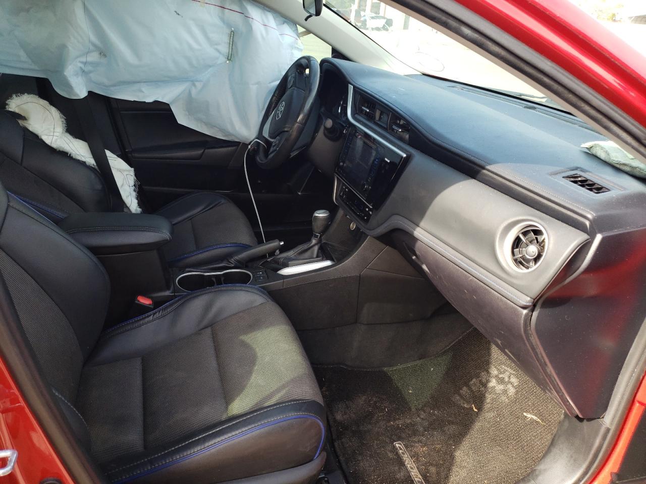 Photo 5 from auction – 2017 TOYOTA COROLLA L with VIN 5YFBURHE6HP680991