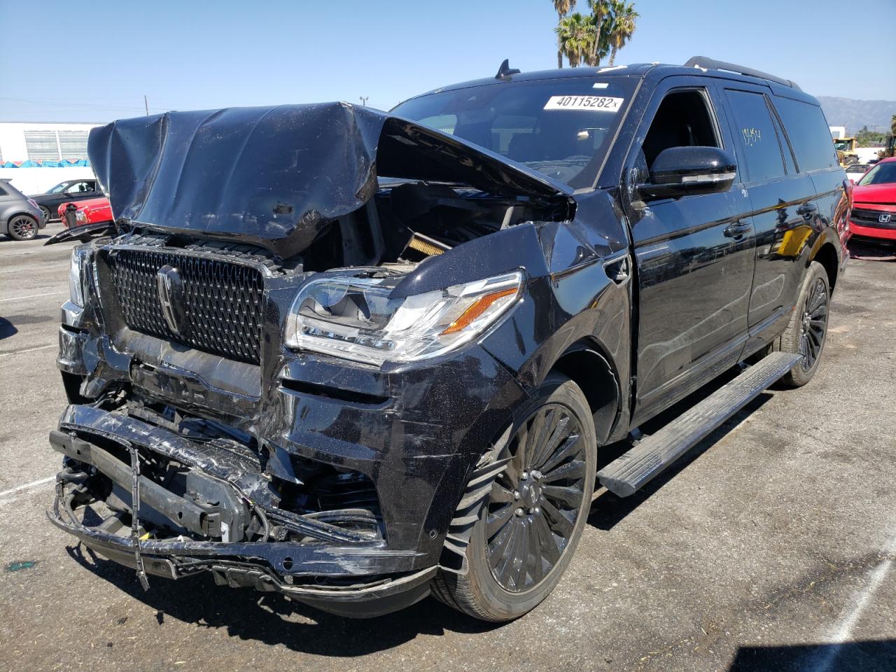 Photo 2 from auction – 2019 LINCOLN NAVIGATOR with VIN 5LMJJ2LT7KEL16349