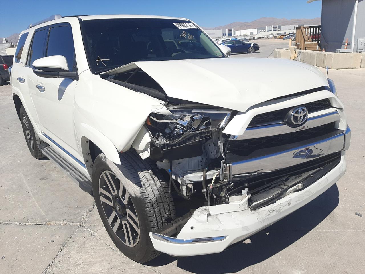 TOYOTA 4RUNNER SR 2015 with VIN JTEBU5JR0F5272773 - Photo from auction