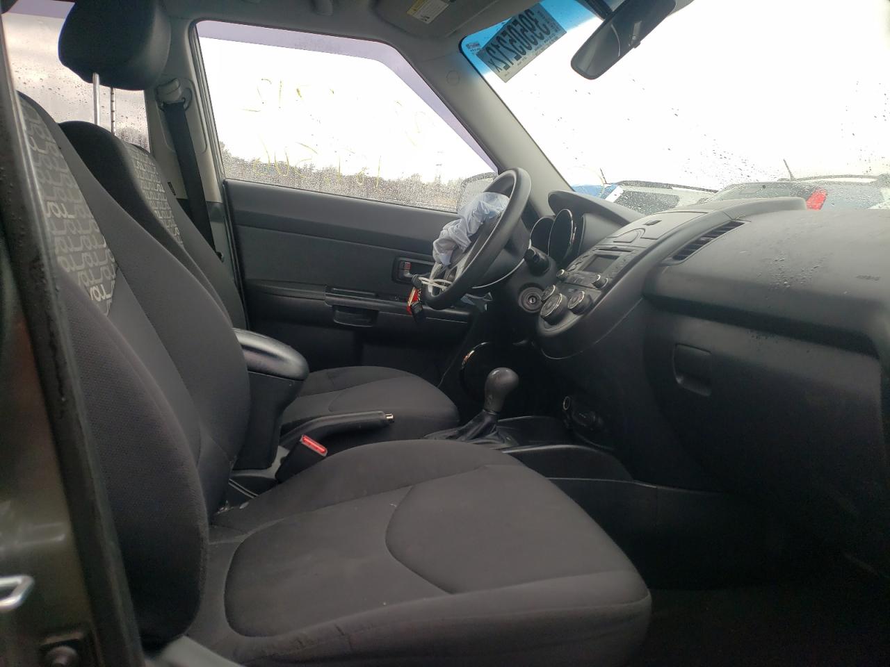 Photo 5 from auction – 2011 KIA SOUL + with VIN KNDJT2A27B7237800