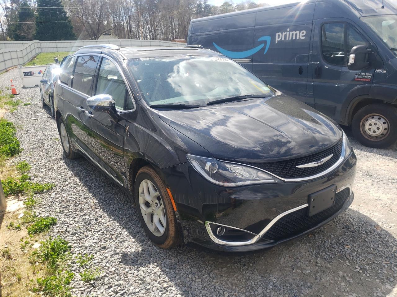 CHRYSLER PACIFICA L 2020 with VIN 2C4RC1GG8LR181334 - Photo from auction