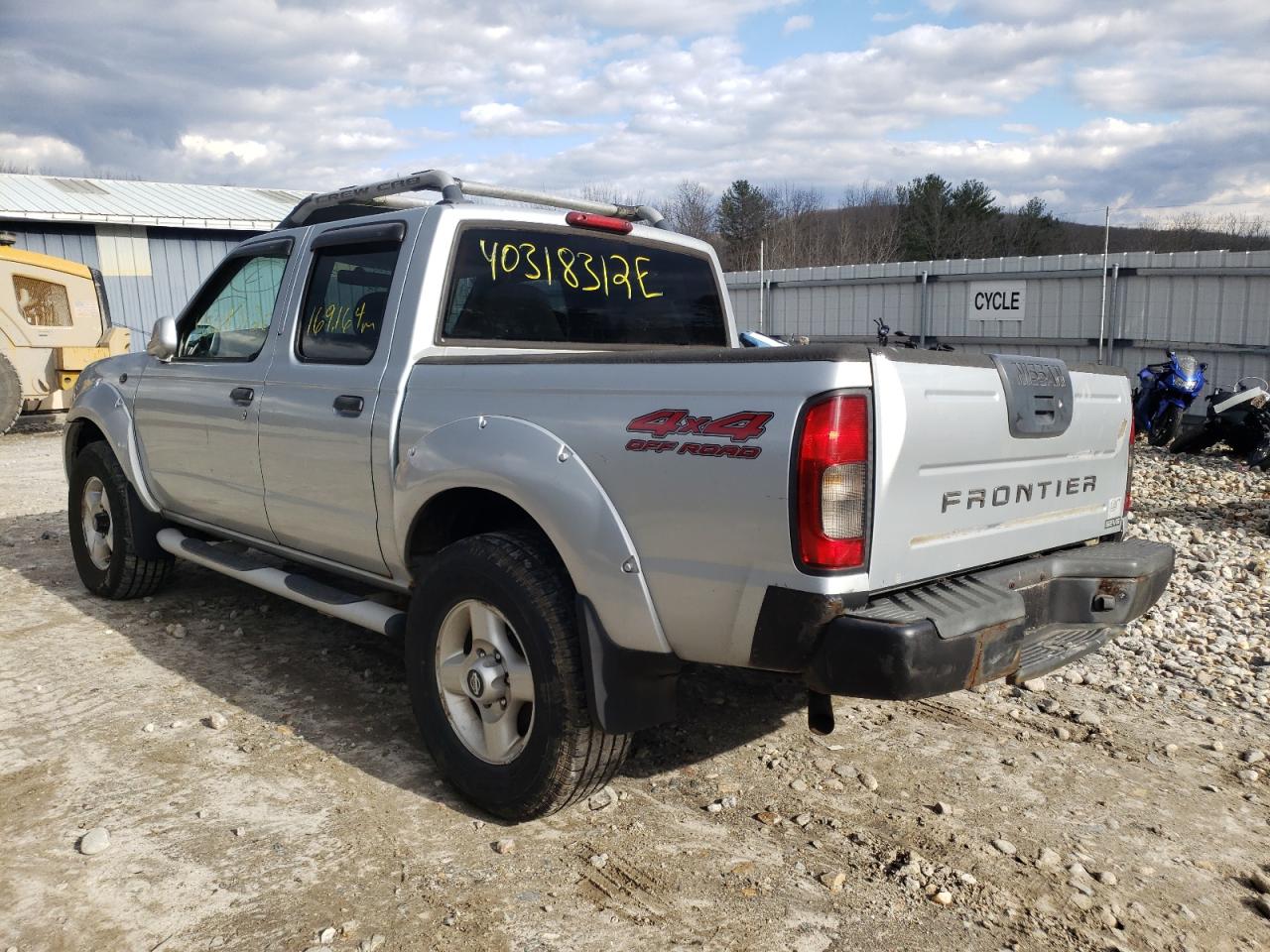 Photo 3 from auction – 2001 NISSAN FRONTIER with VIN 1N6ED27Y11C323133