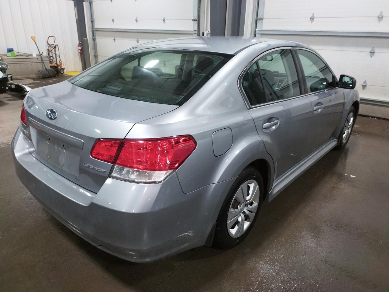 Photo 4 from auction – 2011 SUBARU LEGACY with VIN 4S3BMCA63B3232384