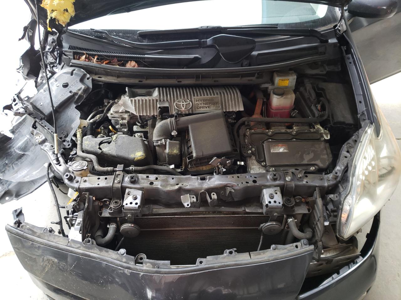 Photo 7 from auction – 2013 TOYOTA PRIUS with VIN JTDKN3DU7D5572930