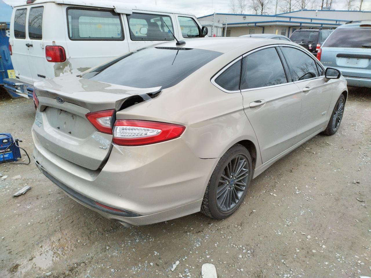 Photo 4 from auction – 2015 FORD FUSION SE with VIN 3FA6P0PU3FR115446