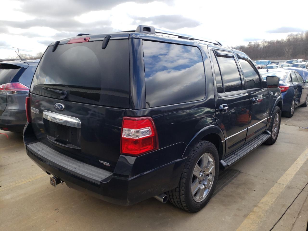Photo 4 from auction – 2008 FORD EXPEDITION with VIN 1FMFU20528LA76721