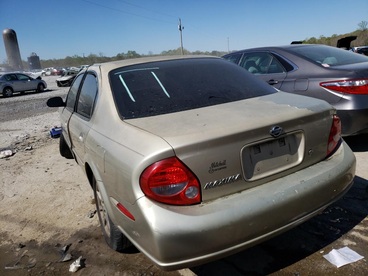 Photo 3 from auction – 2001 NISSAN MAXIMA GXE with VIN JN1CA31D01T807845