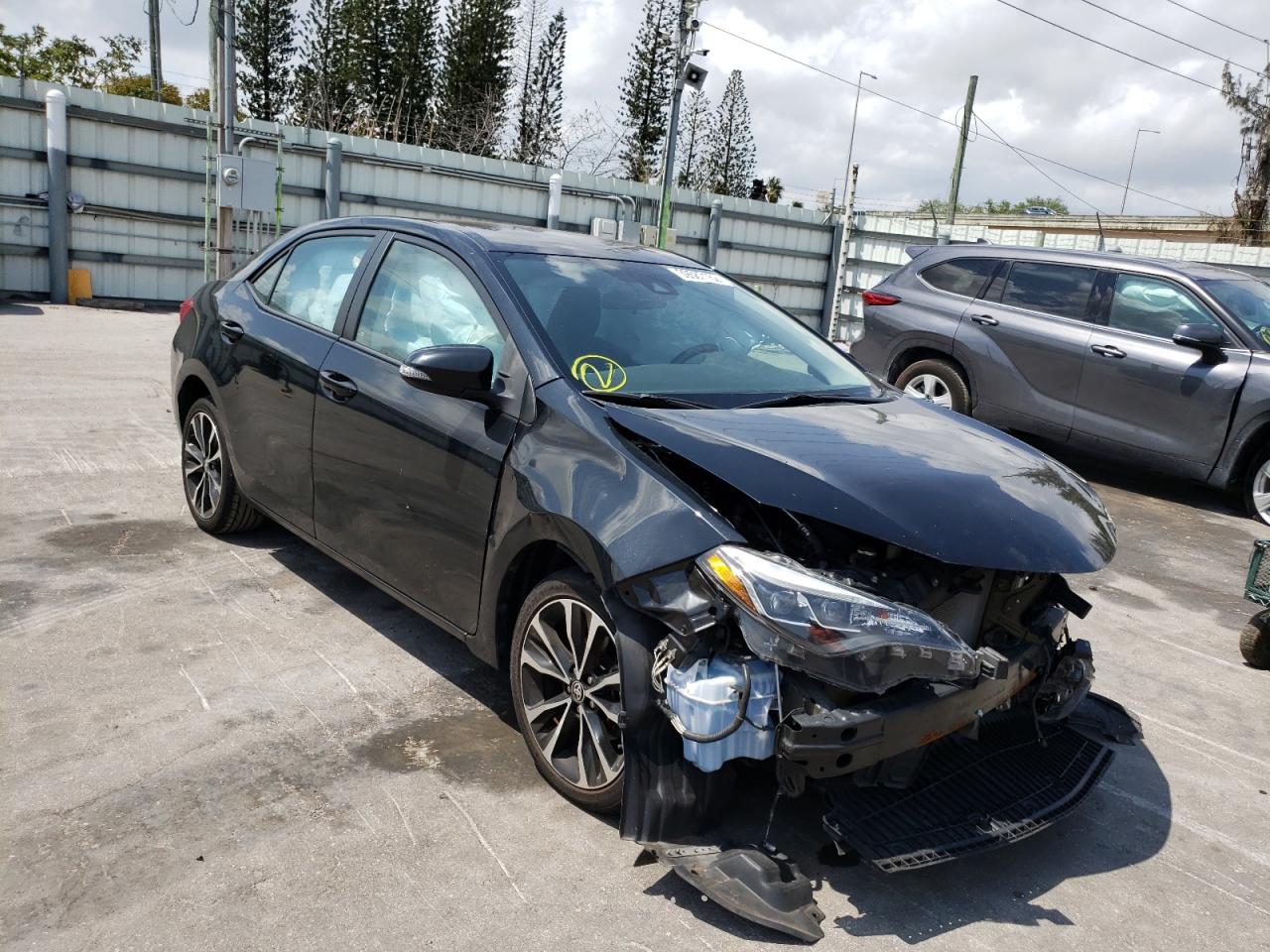 TOYOTA COROLLA L 2017 with VIN 5YFBURHE9HP601216 - Photo from auction