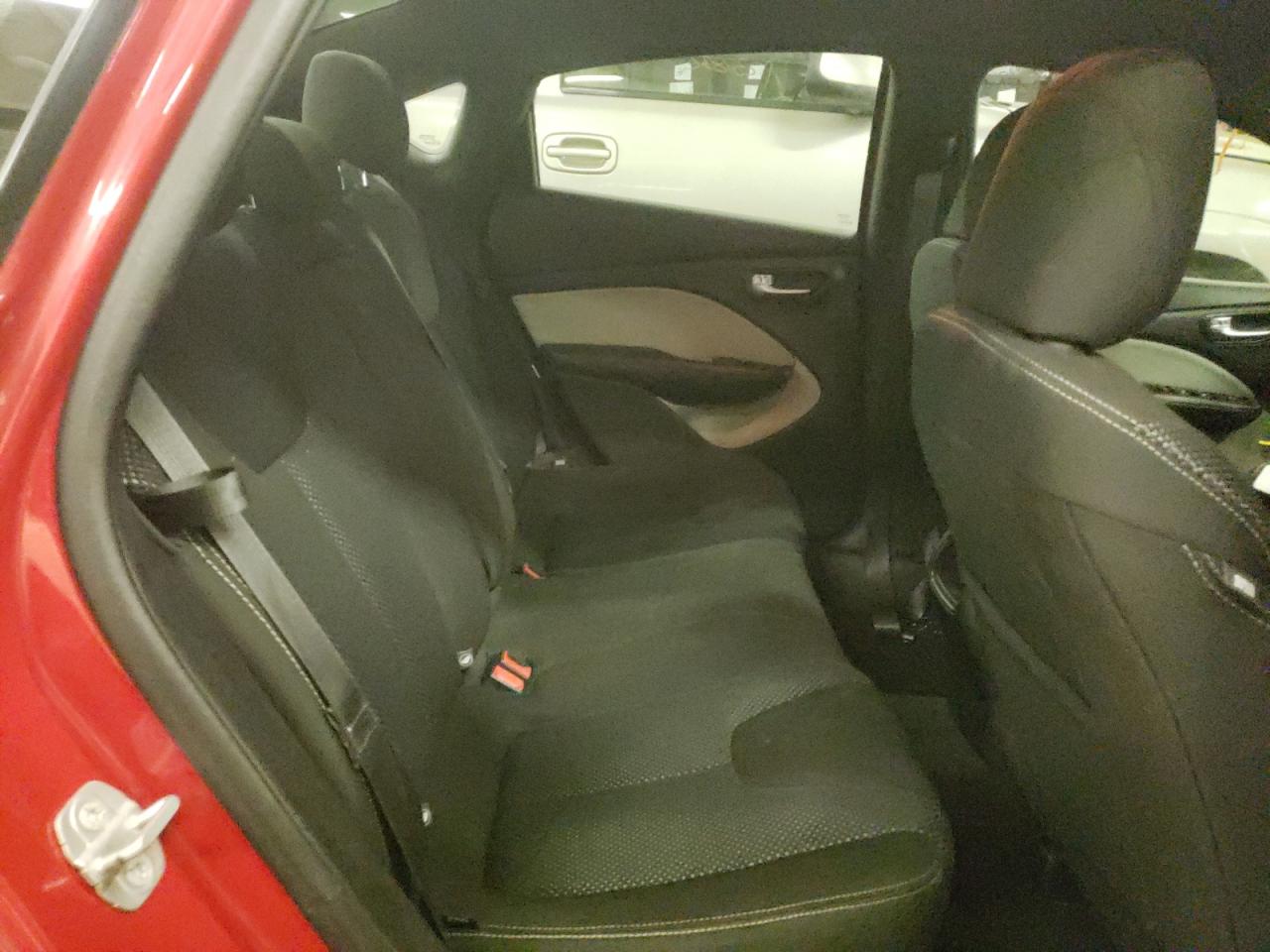Photo 6 from auction – 2014 DODGE DART SXT with VIN 1C3CDFBB0ED914272