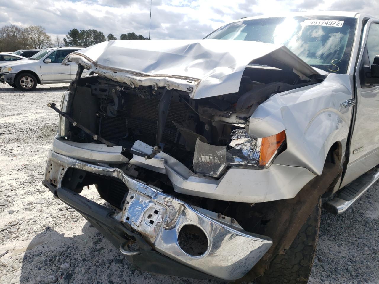Zdjęcie 9 z aukcji – 2011 FORD F150 SUPER z VIN 1FTFW1ET2BFD00883