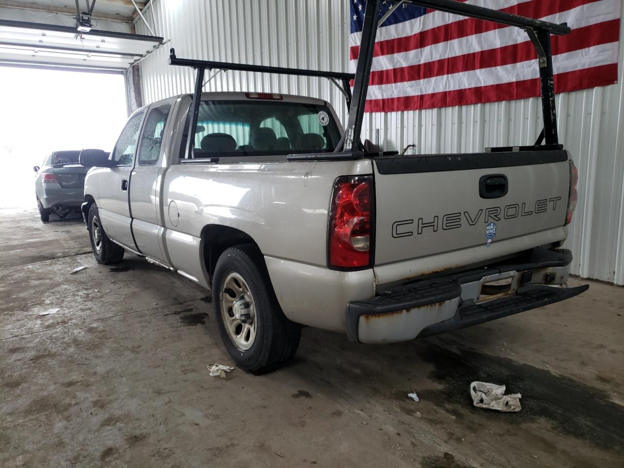 Photo 3 from auction – 2007 CHEVROLET SILVERADO with VIN 1GCEC19X67Z186068