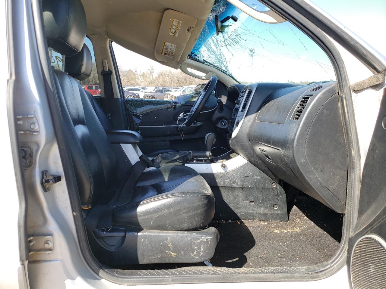 Photo 5 from auction – 2006 MERCURY MARINER with VIN 4M2YU56Z46DJ06764