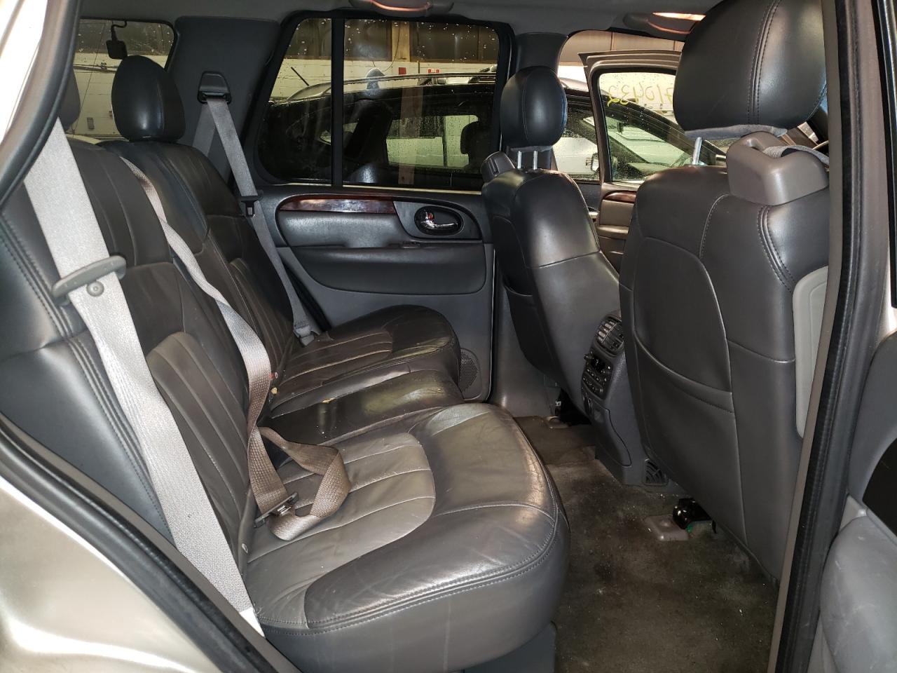 Photo 6 from auction – 2002 GMC ENVOY with VIN 1GKDT13S722509302