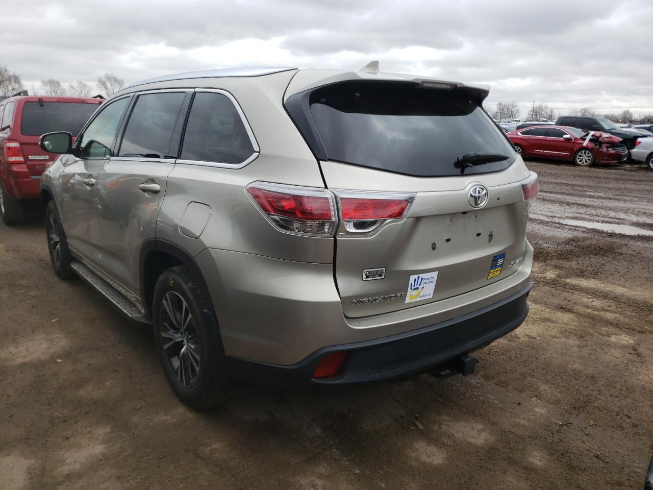 صورة رقم 3 من المزاد - 2016 TOYOTA HIGHLANDER مع VIN 5TDJKRFH0GS502224