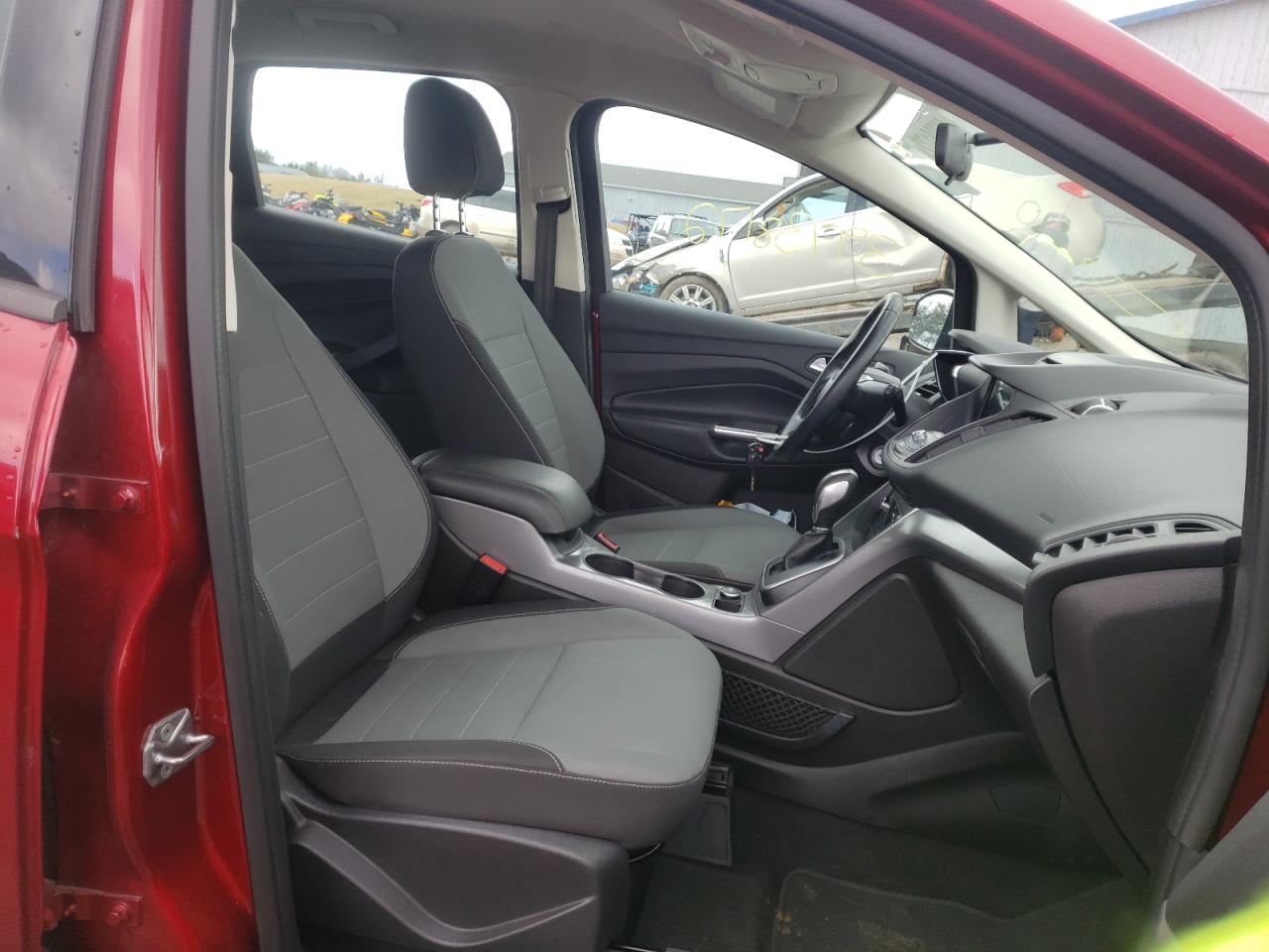 Photo 5 from auction – 2016 FORD C-MAX SE with VIN 1FADP5AU7GL104589