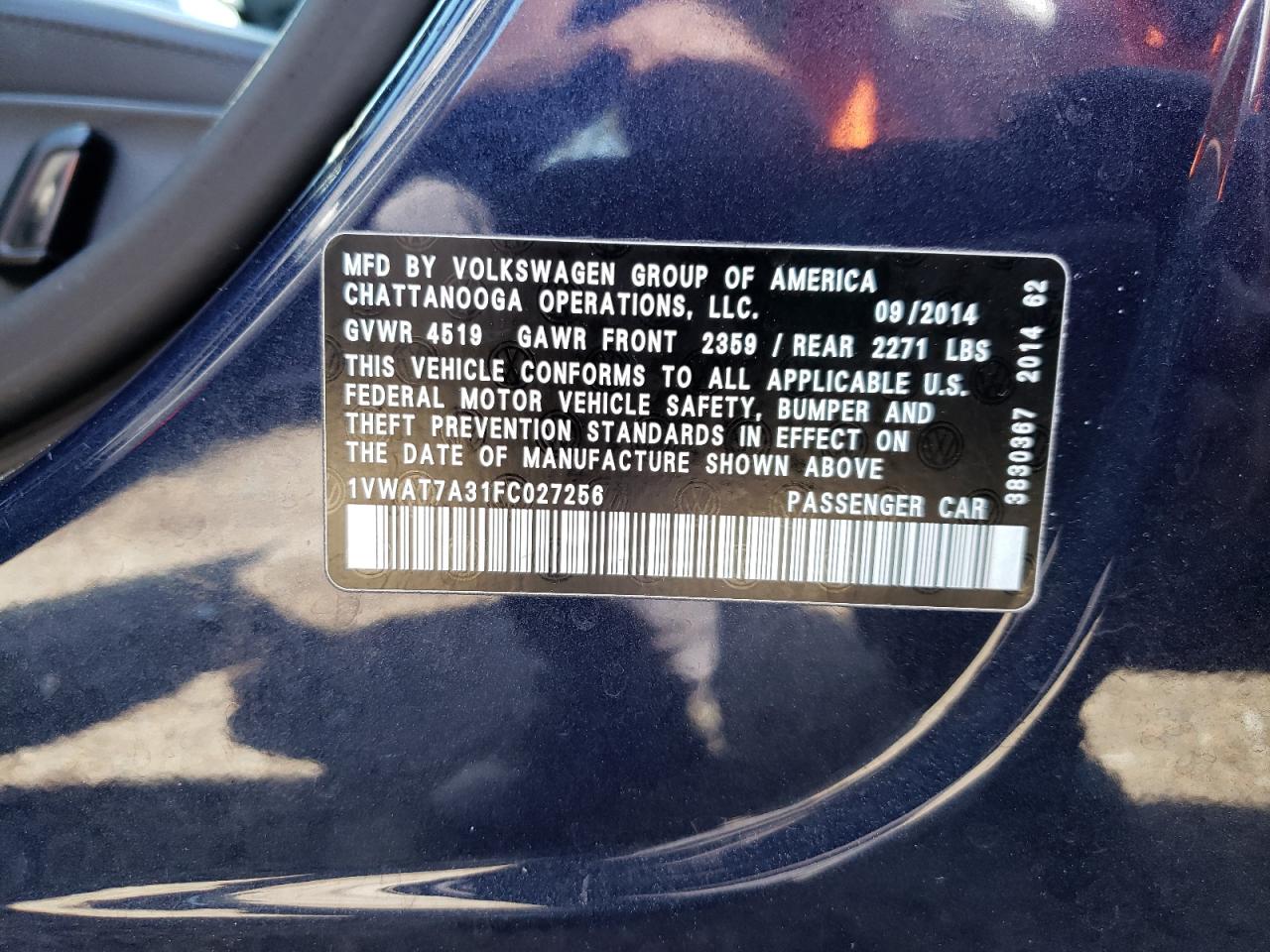 Photo 10 from auction – 2015 VOLKSWAGEN PASSAT S with VIN 1VWAT7A31FC027256