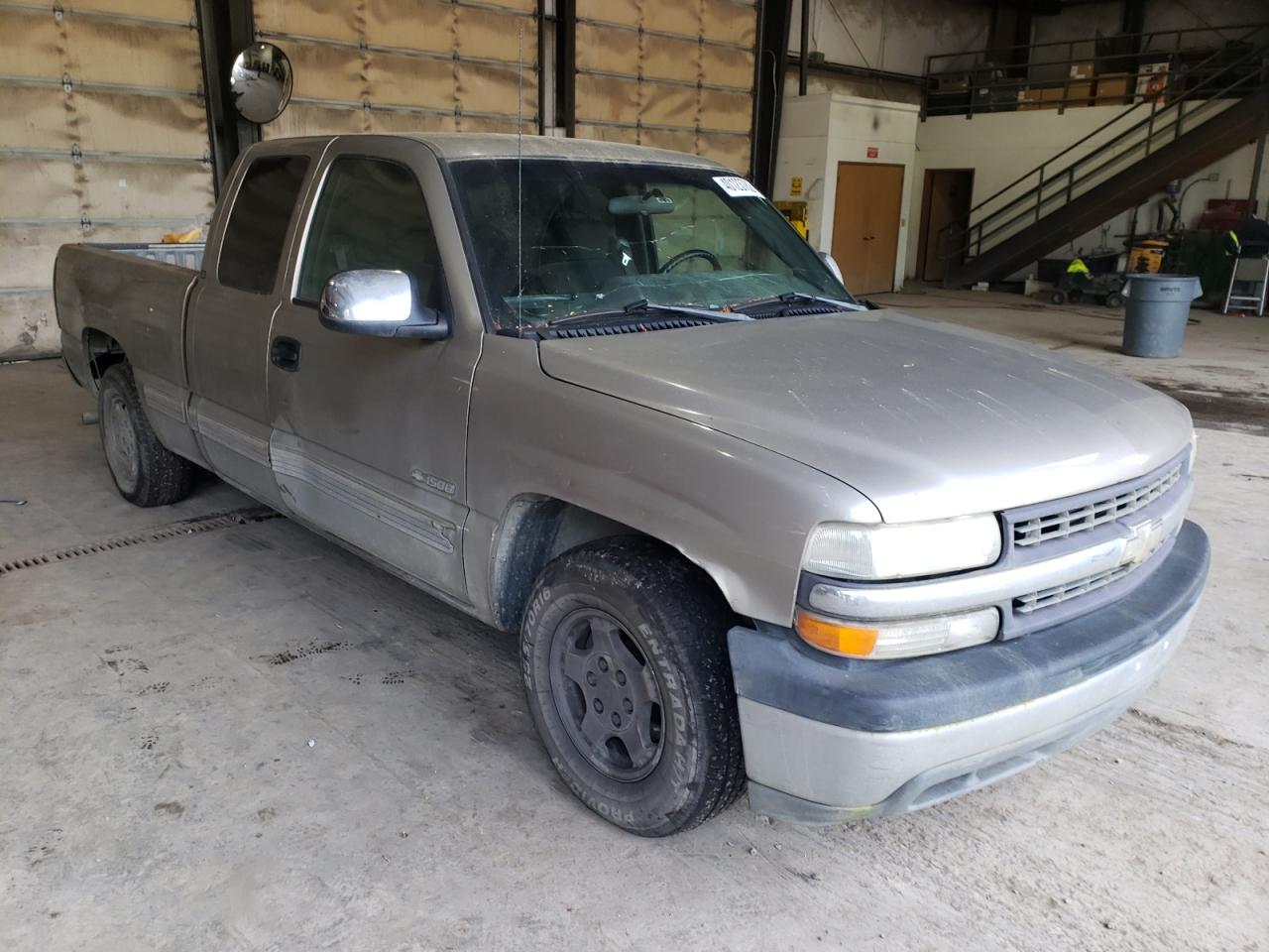 CHEVROLET SILVERADO 2002 with VIN 2GCEC19V121341710 - Photo from auction