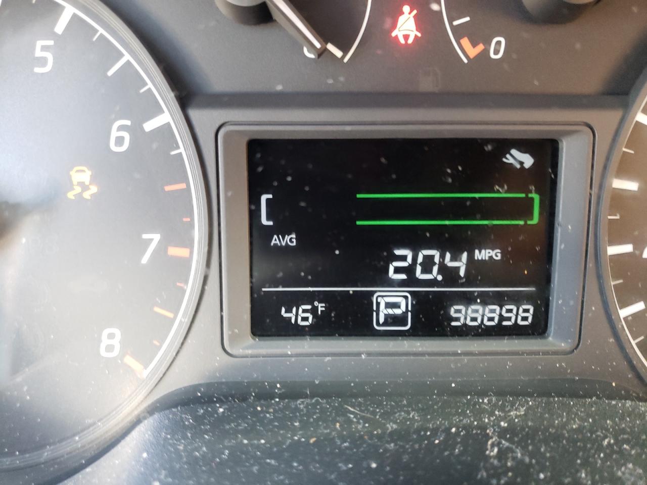 Photo 8 from auction – 2017 NISSAN SENTRA S with VIN 3N1AB7AP3HY377865