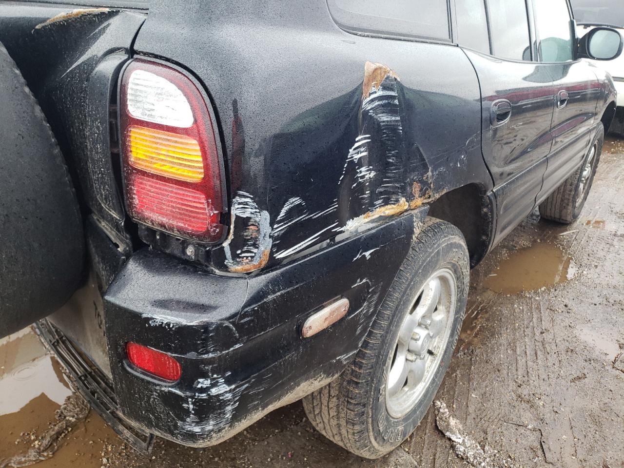 Photo 9 from auction – 2000 TOYOTA RAV4 with VIN JT3HP10V2Y7162459