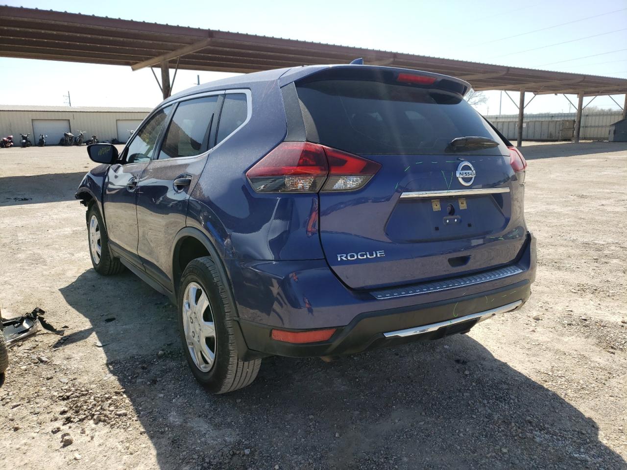 Photo 3 from auction – 2018 NISSAN ROGUE S with VIN KNMAT2MT5JP617009