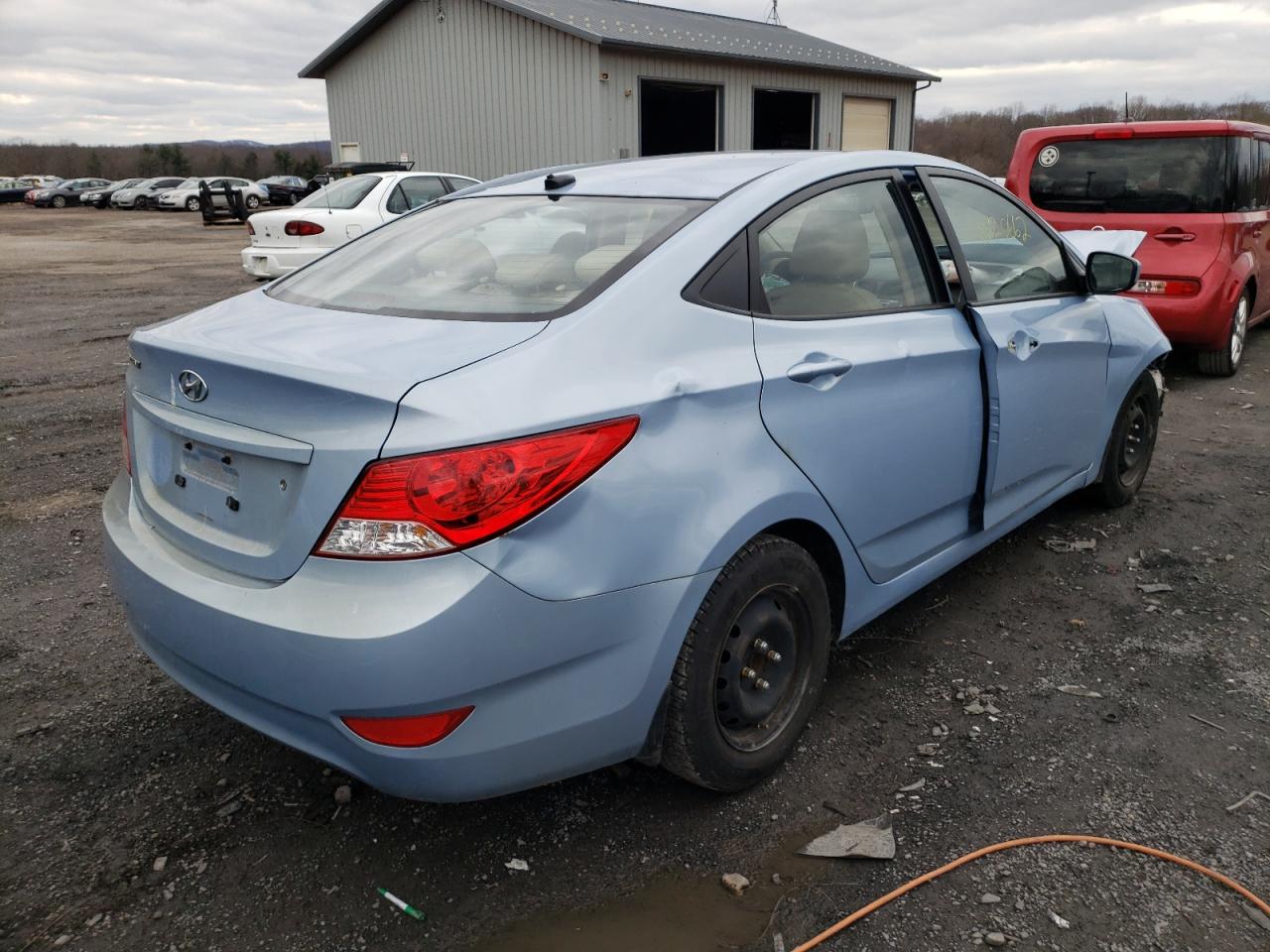 Photo 4 from auction – 2012 HYUNDAI ACCENT GLS with VIN KMHCT4AE5CU263938