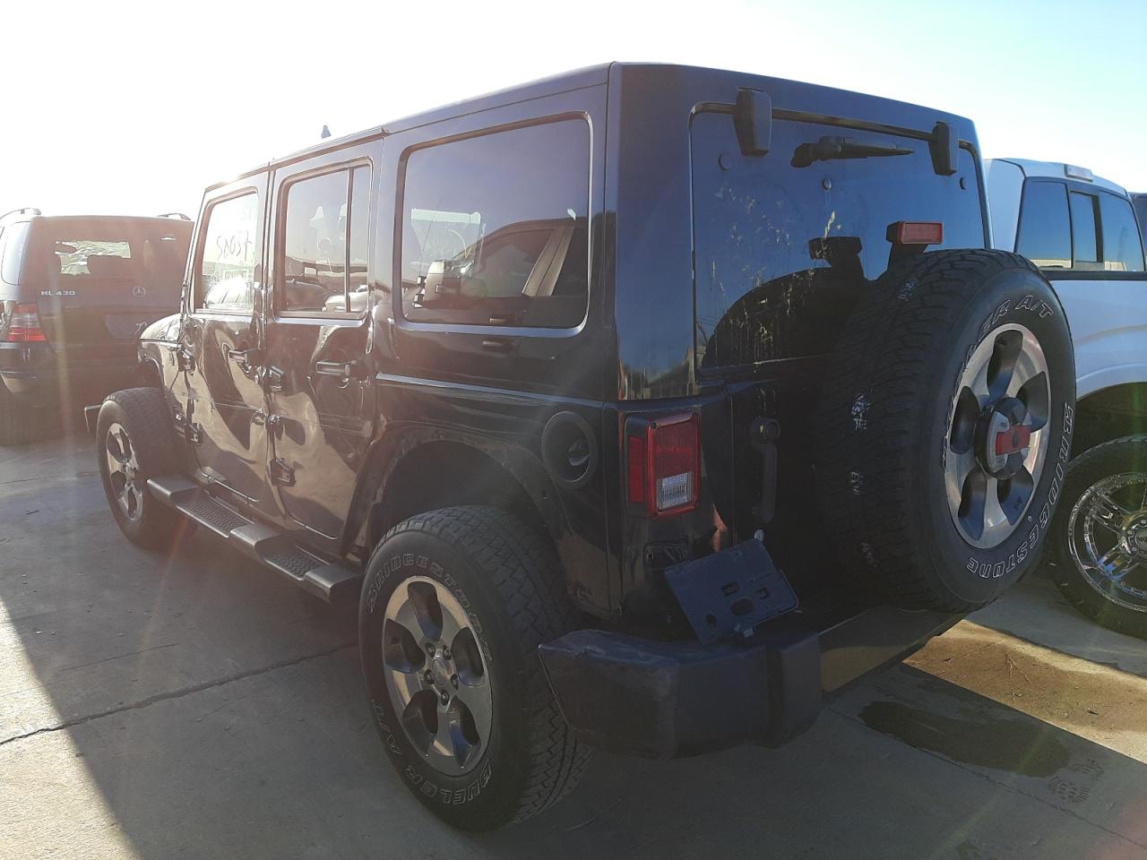 Photo 3 from auction – 2018 JEEP WRANGLER U with VIN 1C4BJWEG5JL819651