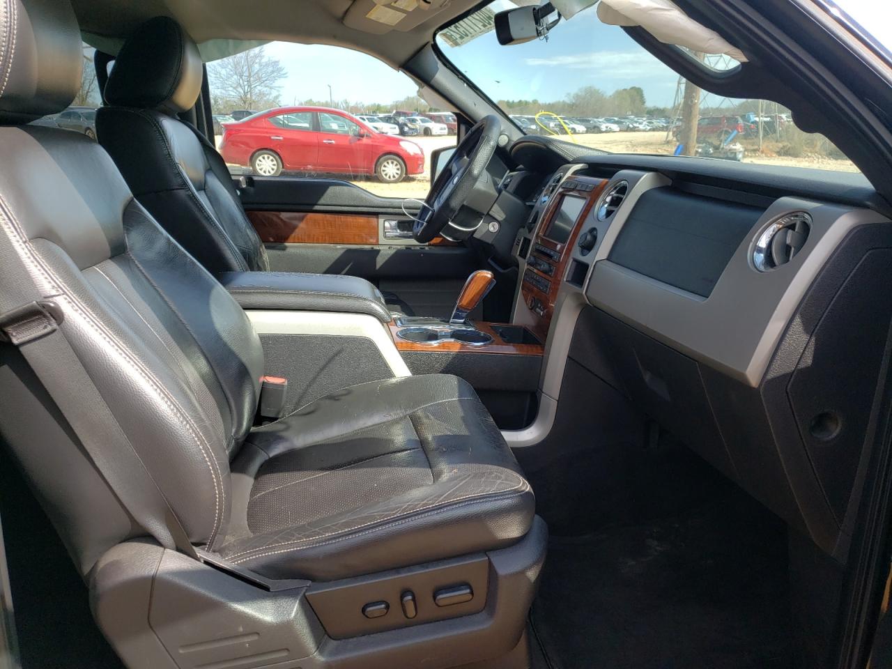 Photo 5 from auction – 2010 FORD F150 SUPER with VIN 1FTFW1CV2AFD14978