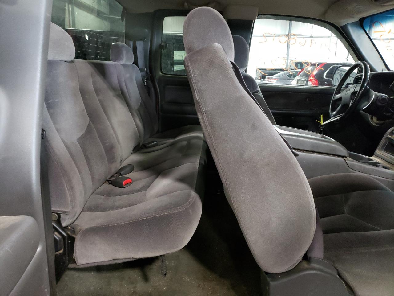 Photo 6 from auction – 2003 GMC NEW SIERRA with VIN 2GTEK19T131259642