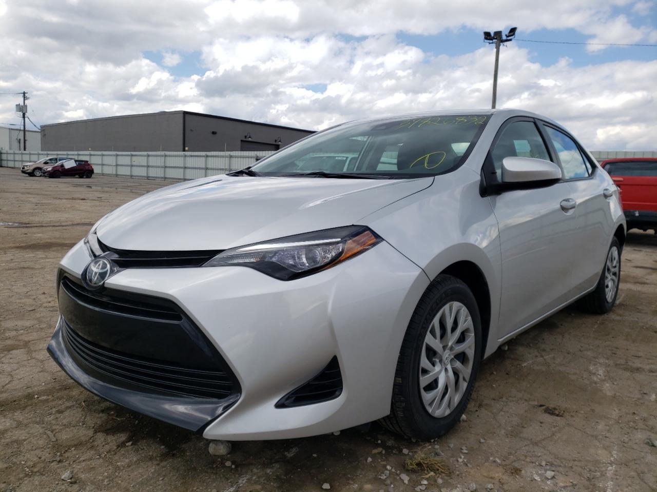 Photo 2 from auction – 2017 TOYOTA CAMRY with VIN 5YFBURHE3HP585000