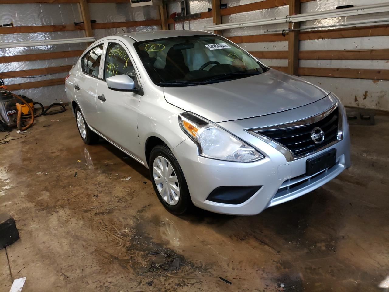 NISSAN VERSA S 2017 with VIN 3N1CN7AP5HL825651 - Photo from auction