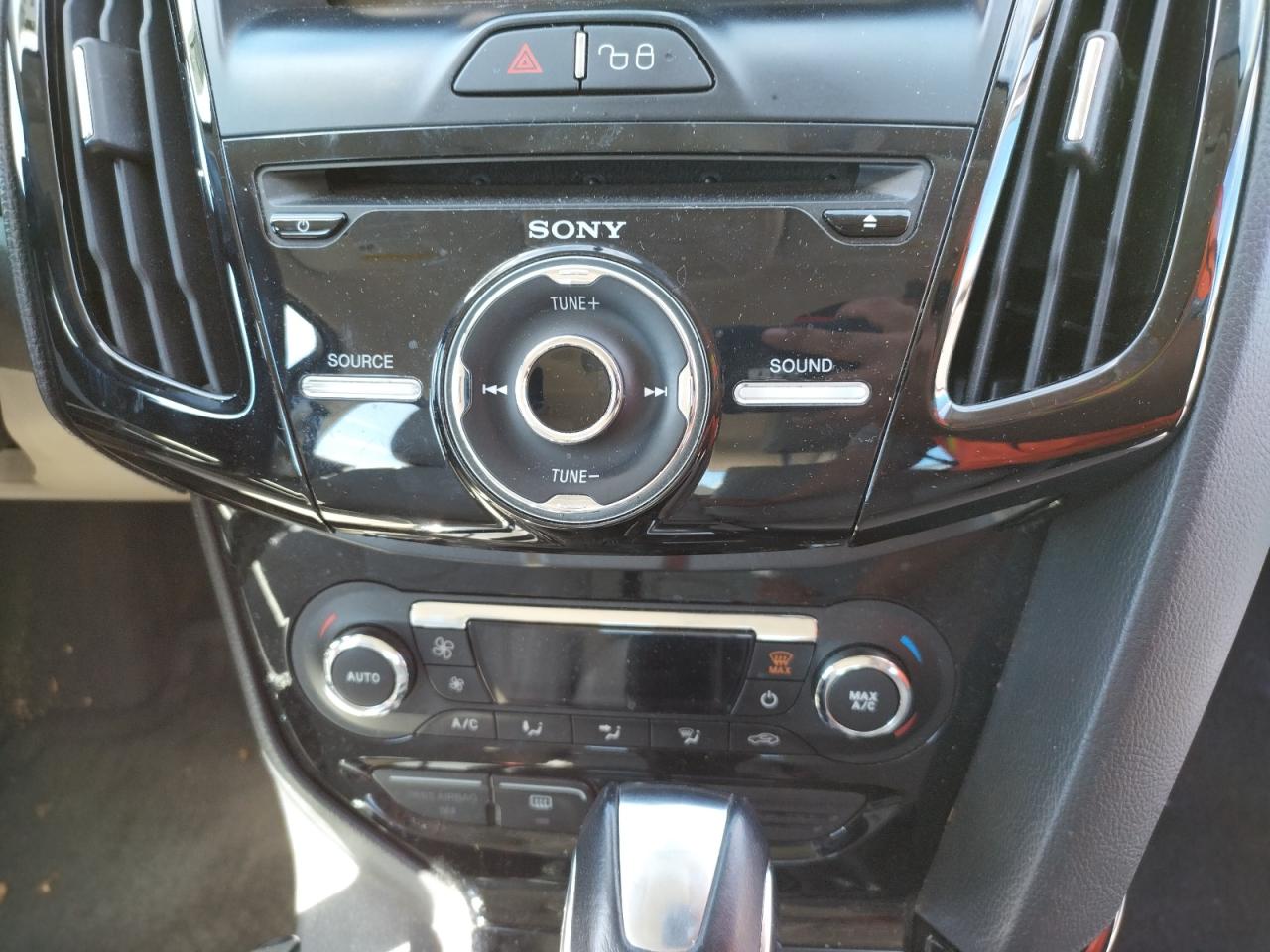 صورة رقم 9 من المزاد - 2013 FORD FOCUS BEV مع VIN 1FADP3R45DL146764