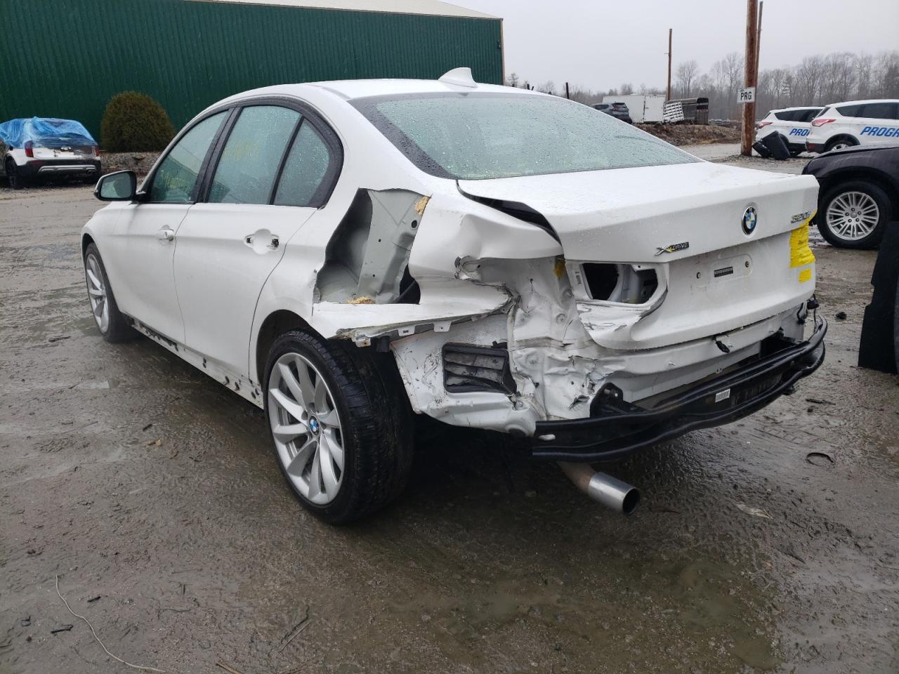 Photo 3 from auction – 2018 BMW 320 XI with VIN WBA8E5G5XJNU47276