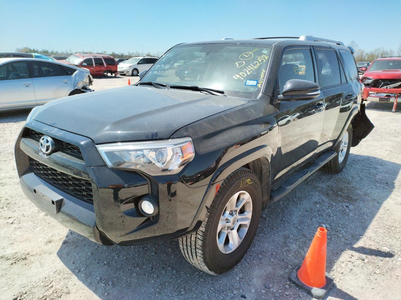 Photo 2 from auction – 2015 TOYOTA 4RUNNER SR with VIN JTEZU5JR4F5086300