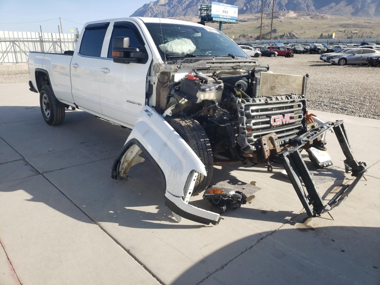 GMC SIERRA K25 2016 with VIN 1GT12SEG2GF217363 - Photo from auction