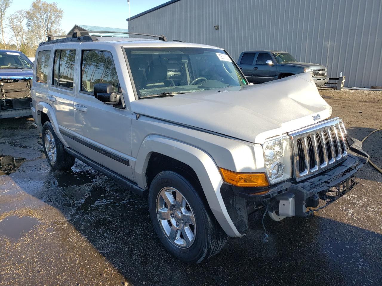 JEEP COMMANDER 2007 with VIN 1J8HG48K47C630911 - Photo from auction