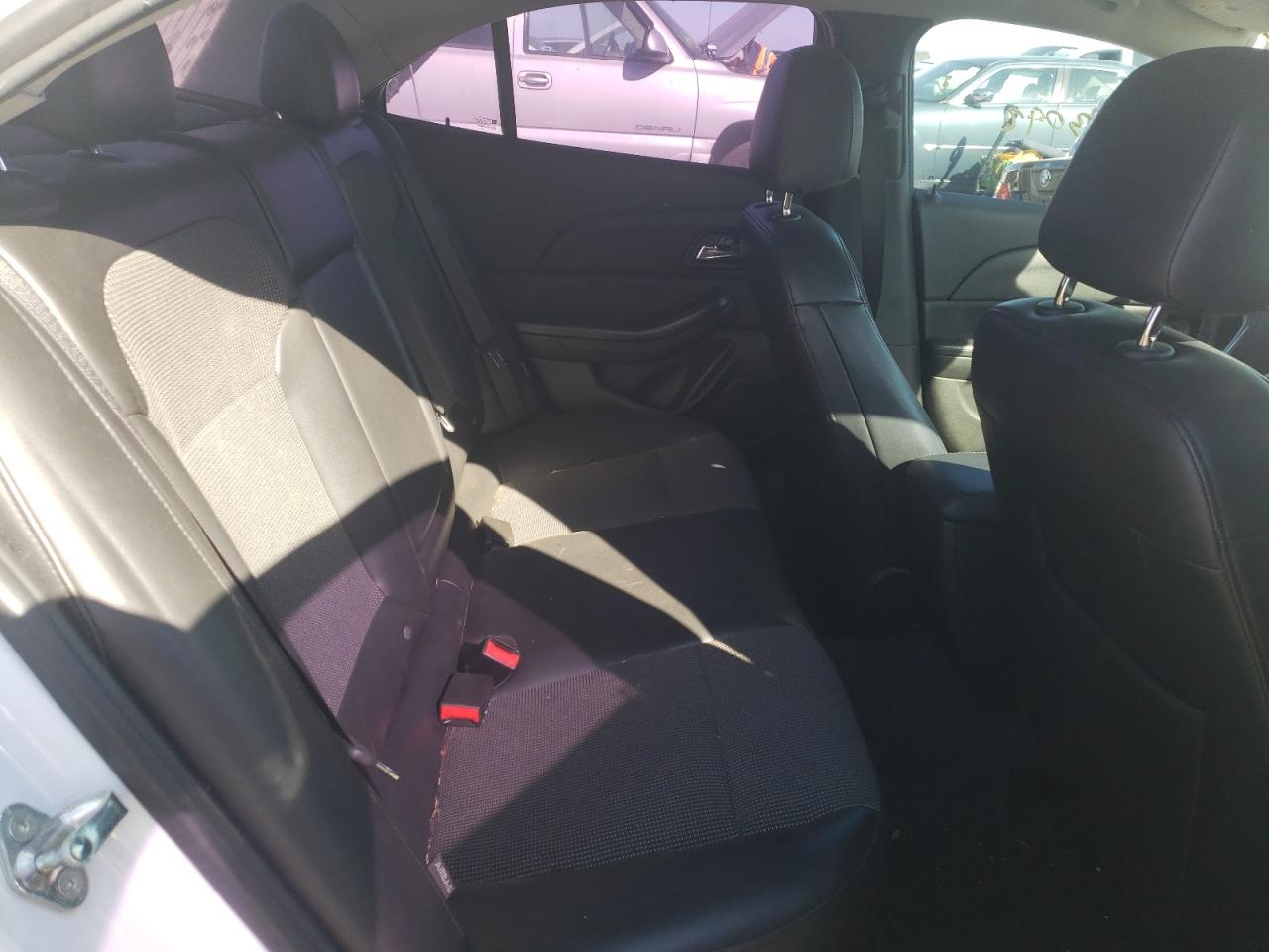 Photo 6 from auction – 2015 CHEVROLET MALIBU 2LT with VIN 1G11D5SL4FF124817