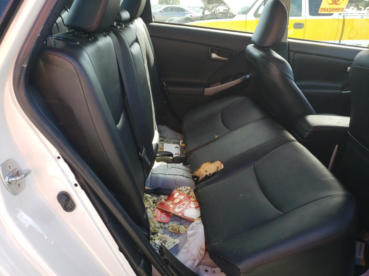 Photo 6 from auction – 2013 TOYOTA PRIUS with VIN JTDKN3DU2D5610841
