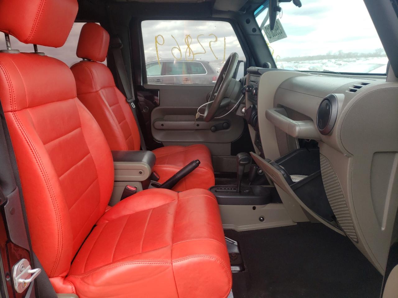 Photo 5 from auction – 2008 JEEP WRANGLER X with VIN 1J4FA24188L555840