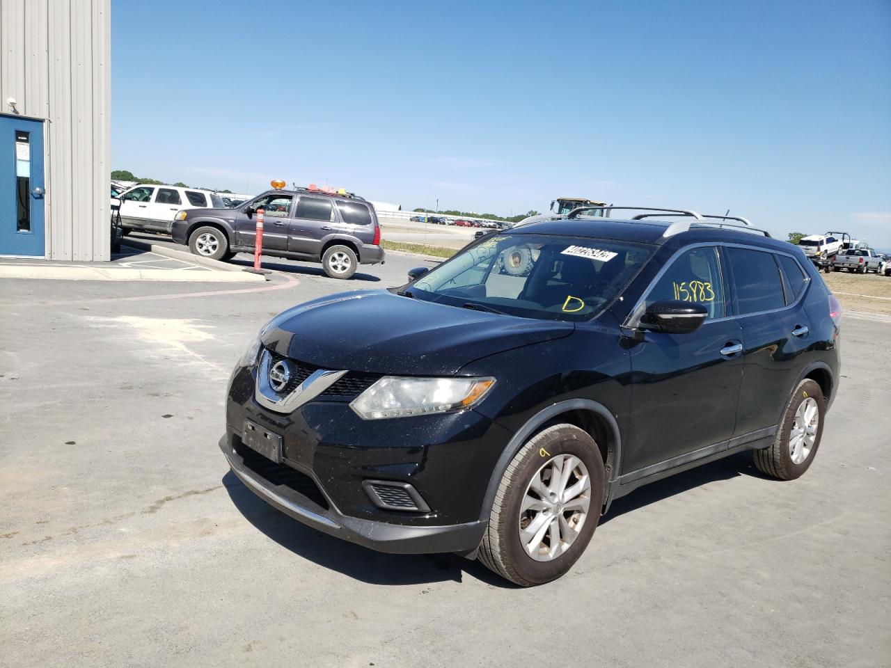 Photo 2 from auction – 2014 NISSAN ROGUE with VIN 5N1AT2MT7EC853976