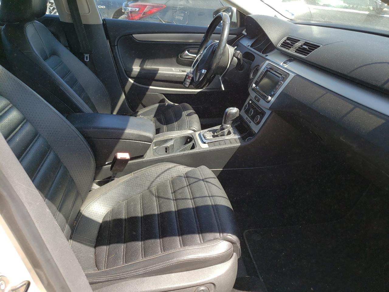 Photo 5 from auction – 2012 VOLKSWAGEN CC with VIN WVWMN7AN0CE505453
